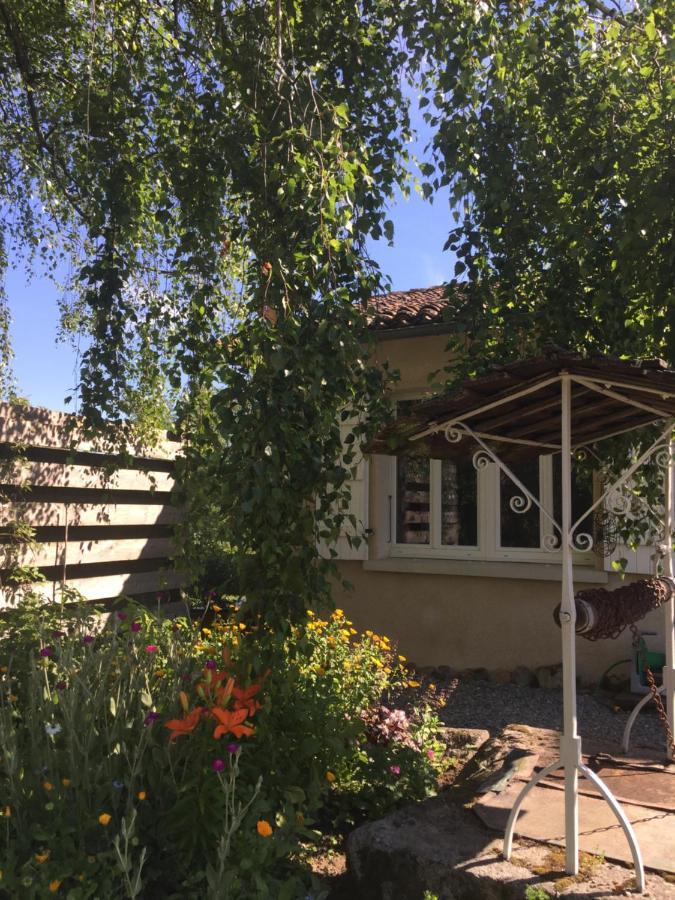 Le Gite Du Petit Renard: A Tranquil Gite With Pool Oradour-Saint-Genest Exterior photo