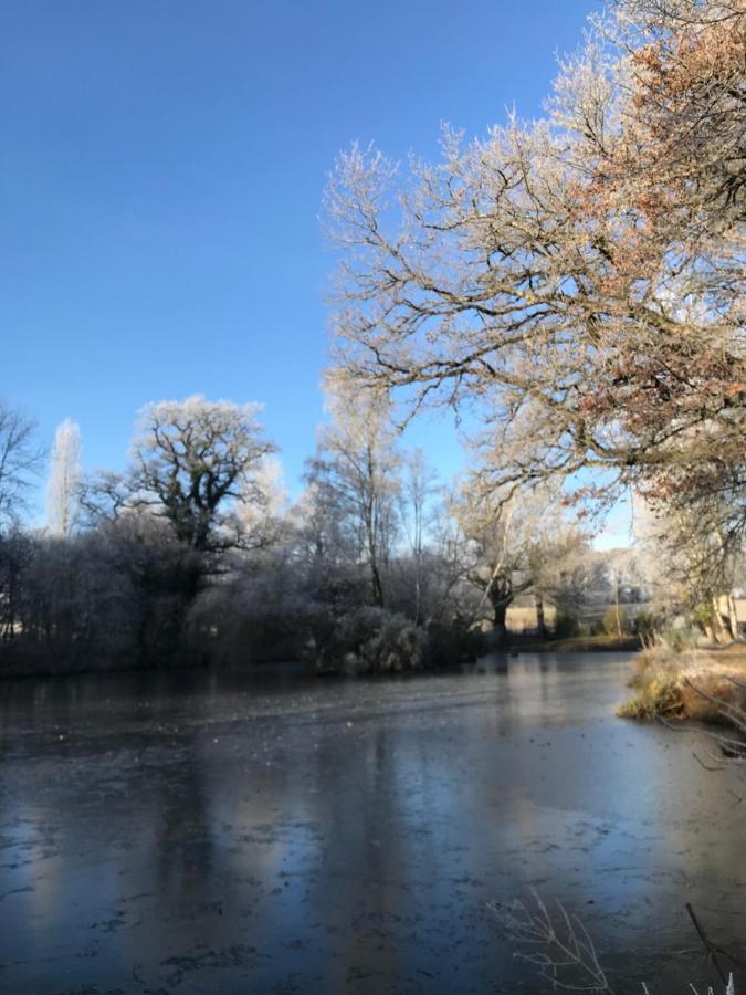 Le Gite Du Petit Renard: A Tranquil Gite With Pool Oradour-Saint-Genest Exterior photo